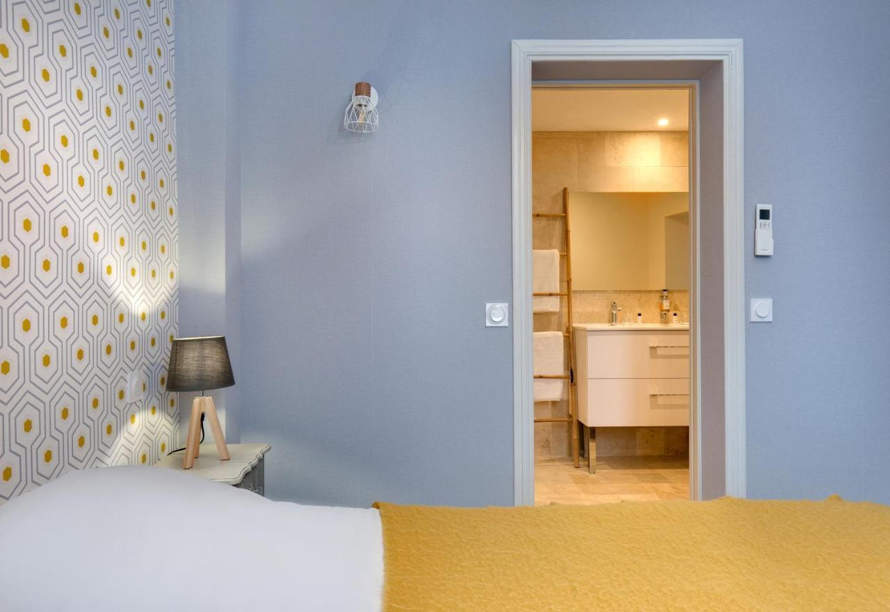 Hotel La Roseraie เชอนงโซ ภายนอก รูปภาพ