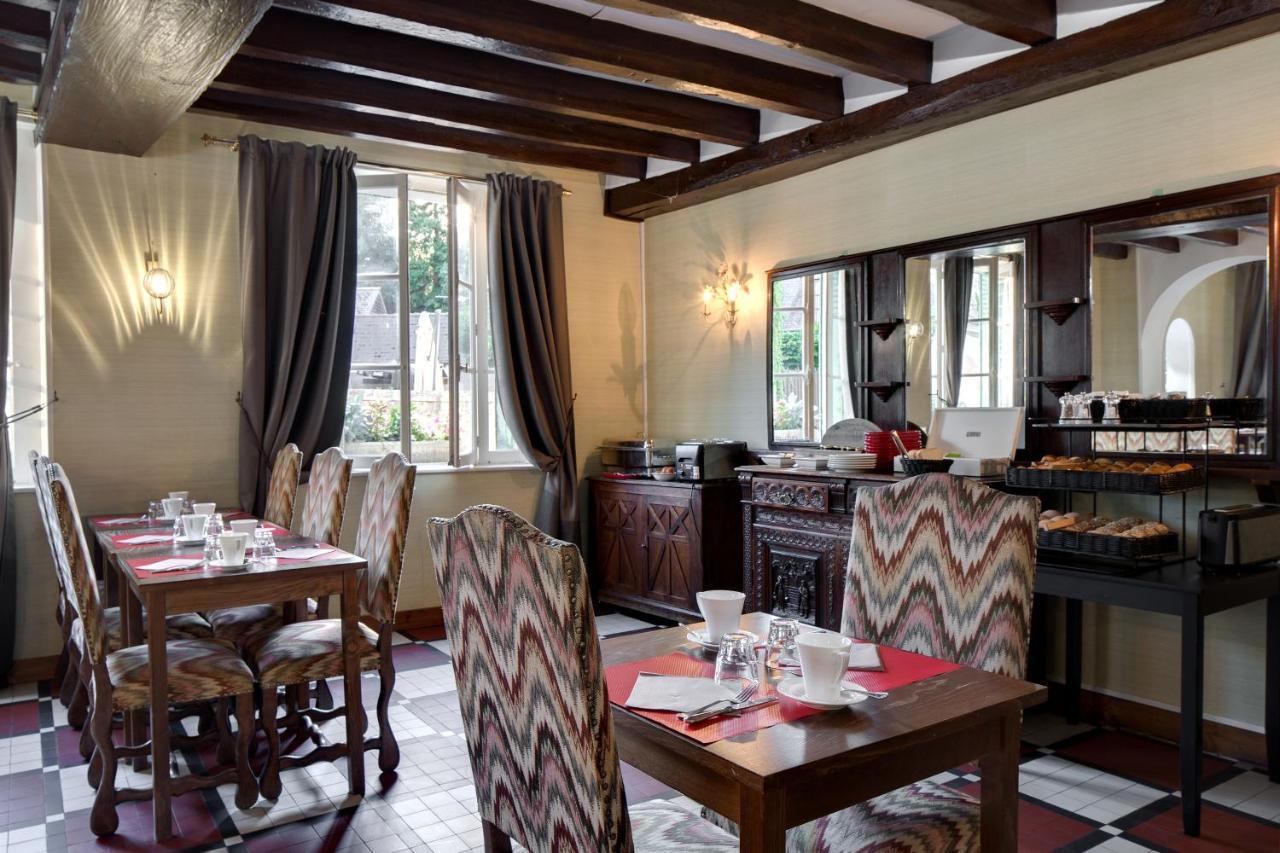 Hotel La Roseraie เชอนงโซ ภายนอก รูปภาพ