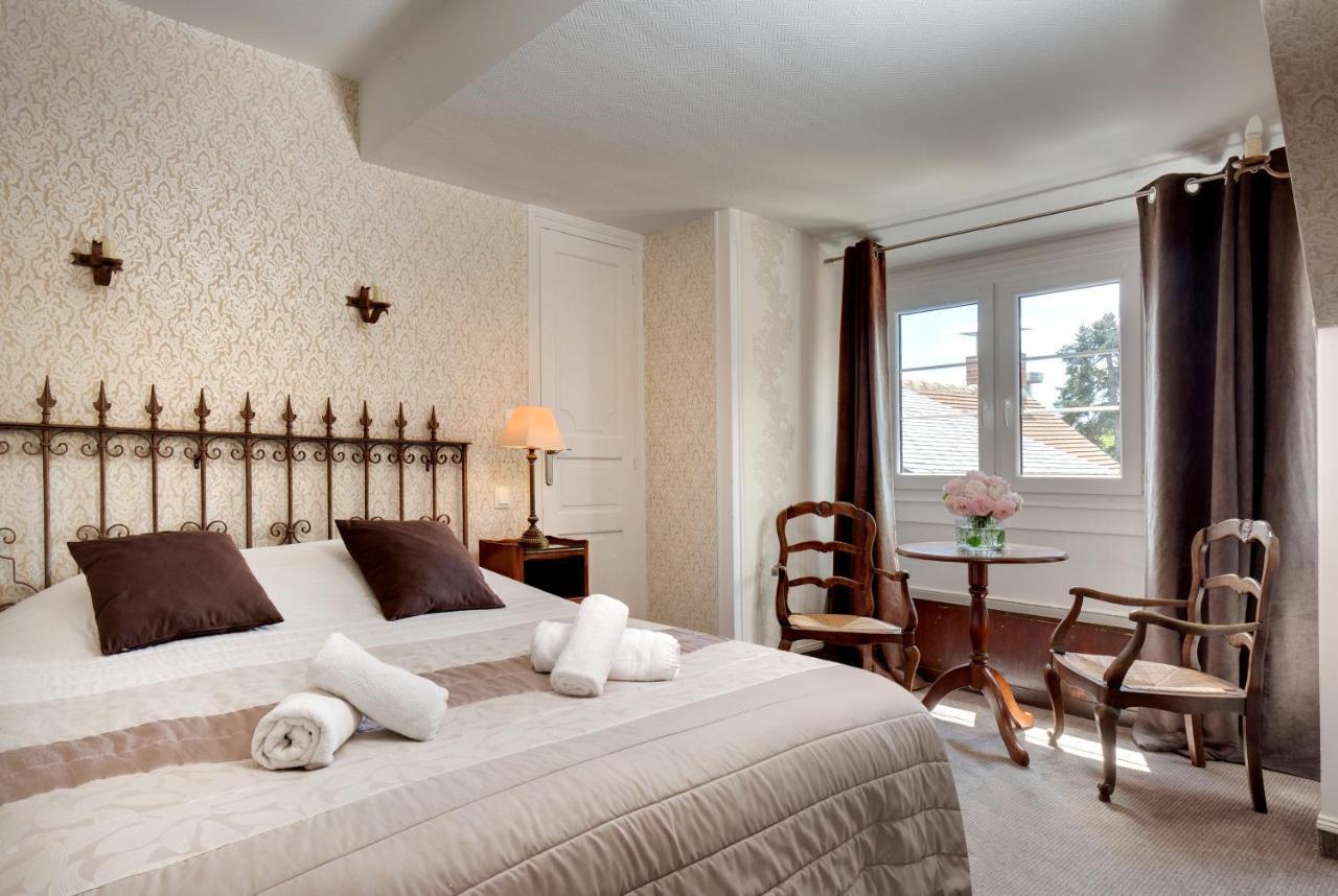 Hotel La Roseraie เชอนงโซ ภายนอก รูปภาพ